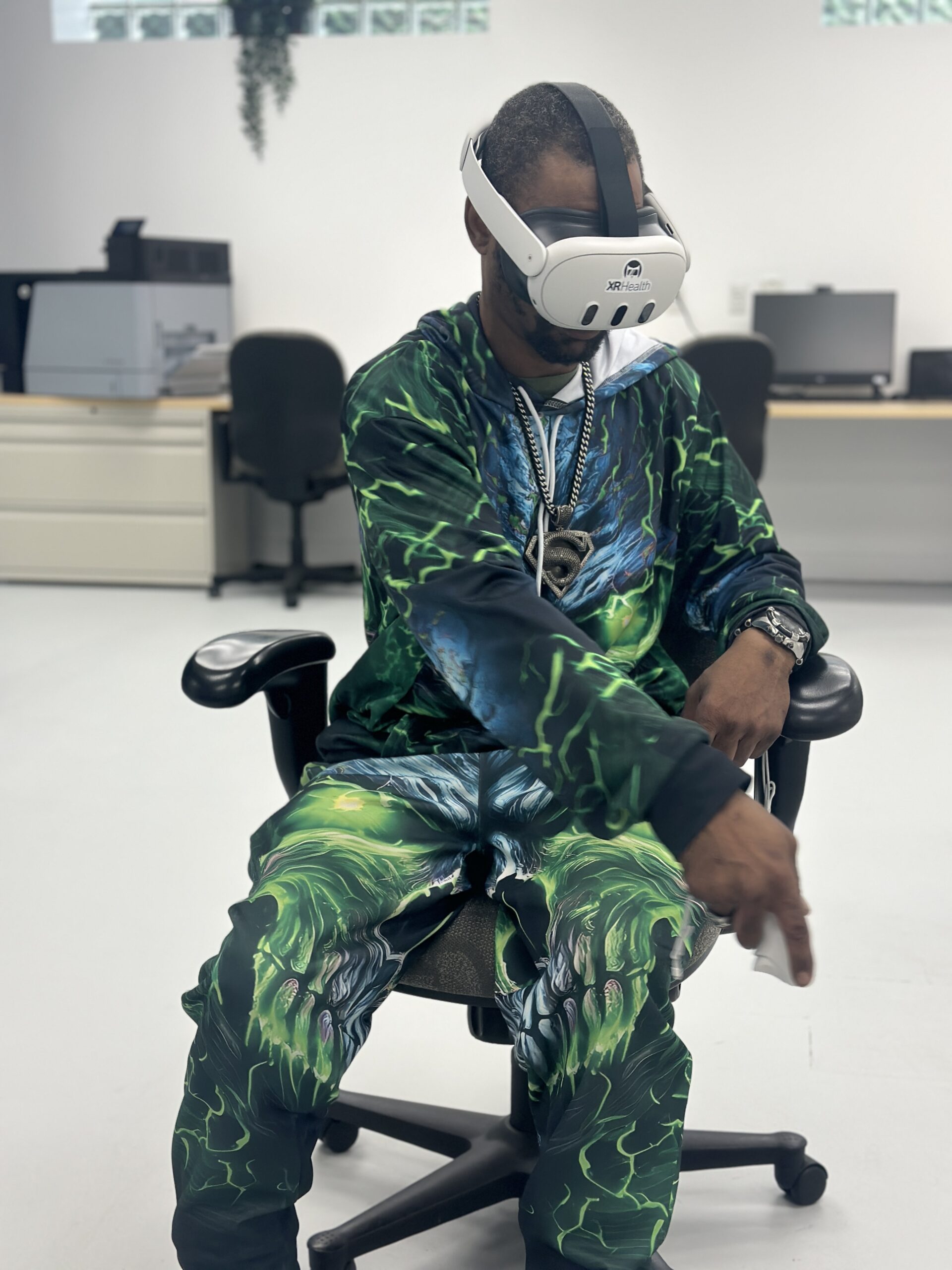 Client engaging in Virtual Reality Cognitive Therapy at Mid State Vocational Rehabilitation